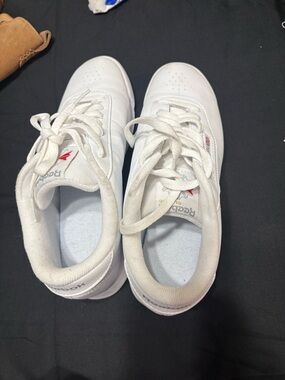 Reebok White Leather Low-Top Sneakers with Red Accent